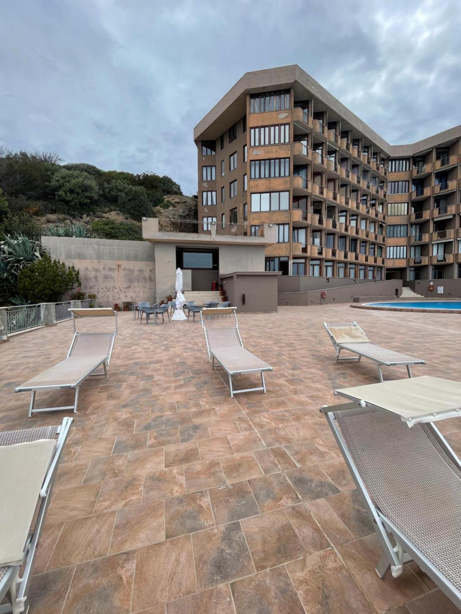 Gli Appartamenti Di Francuzzo Teulada Exterior photo